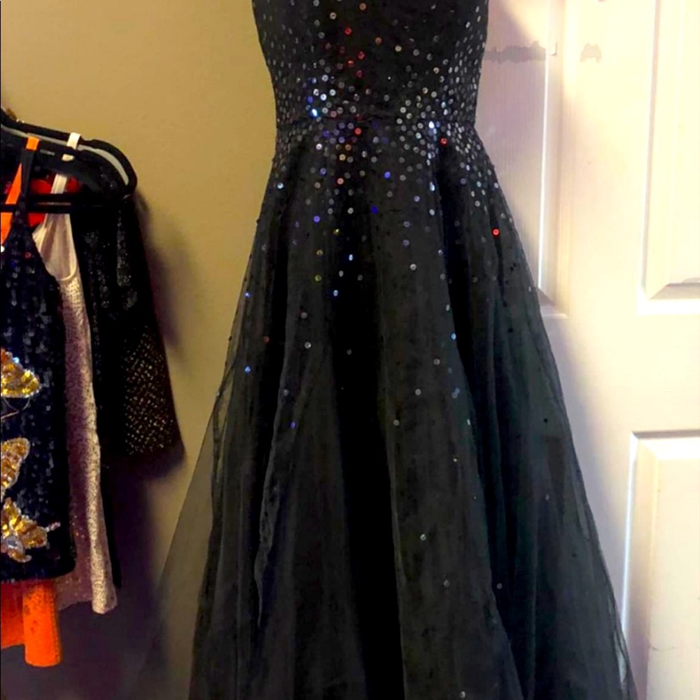 Black maxi evening dress